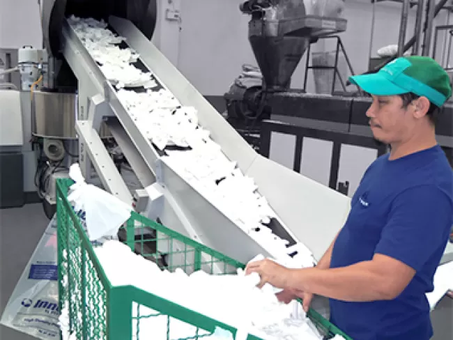 Plastic bag producer recycles HDPE and LDPE film and bags